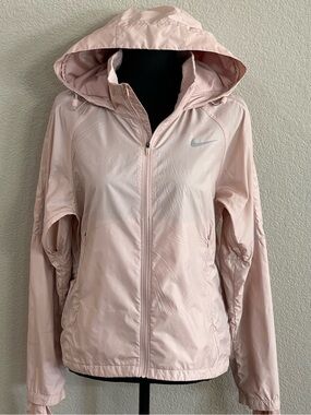 Nike Running Women’s Shield Storm-Fit Light Pink Hooded  Jacket